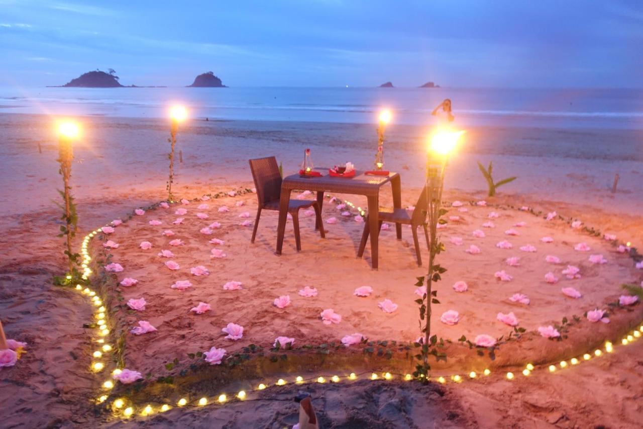 Nacpan Beach Glamping Managed By H Hospitality Group El Nido Exterior photo